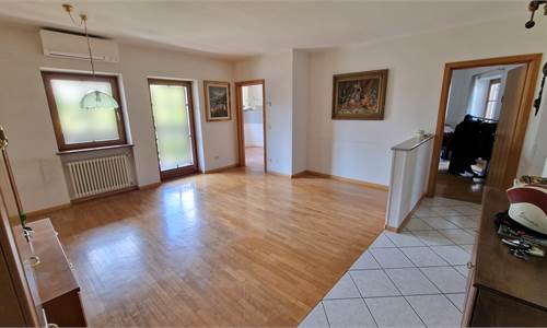 CORNAIANO: QUADRILOCALE CON GARAGE E TERRAZZO