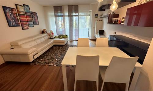 ZONA OLTRISARCO: ELEGANTE TRILOCALE IN CASA CLIMA