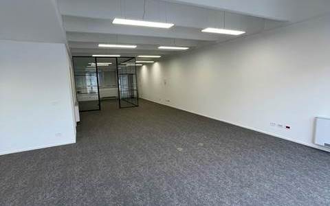 ZONA PIANI: PRESTIGIOSO UFFICIO IN AFFITTO