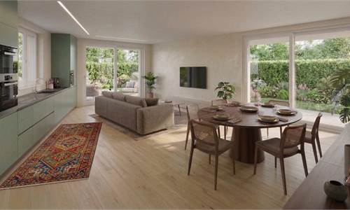 AMPIO TRILOCALE CON GIARDINO PRIVATO