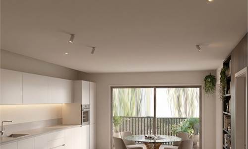 TRILOCALE CON AMPIO TERRAZZO