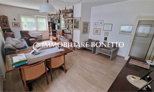 VIA DIAZ: QUADRILOCALE INTERNO CON AMPIO BALCONE